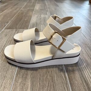 LifeStride Women's Gillian 2 Square Open Toe Platform Sandals White Size 7 W